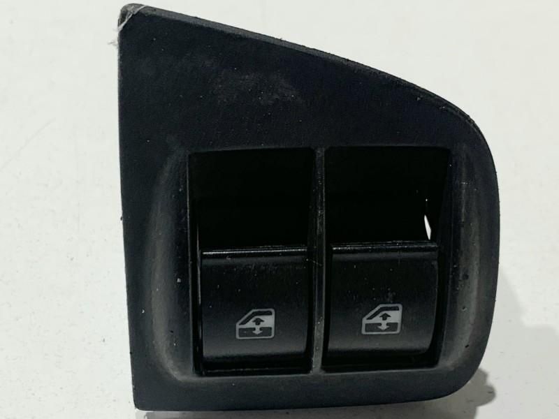 Butoane comanda geamuri electrice Mercedes Vito W638 735402415SX