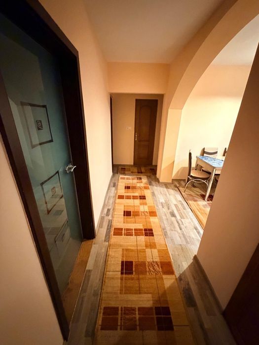 Apartament 3 camere, 2 bai de inchiriat
