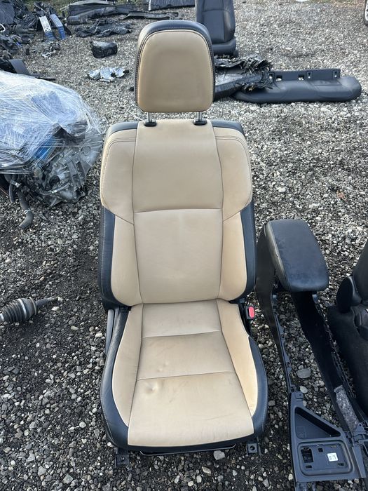 Interior piele Toyota Rav 4 2013-2018, Scaune / Banchete / Cotiera