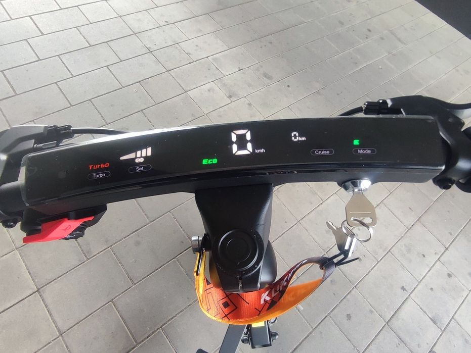 Trotineta electrica KUKIRIN G2 ULTRA Noua sigilata 1600 W 2 motoare !