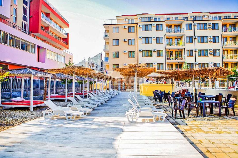 Продава се Едностаен апартамент в Несебър - 59 кв.м за 644 €/кв.м - Снимка #1