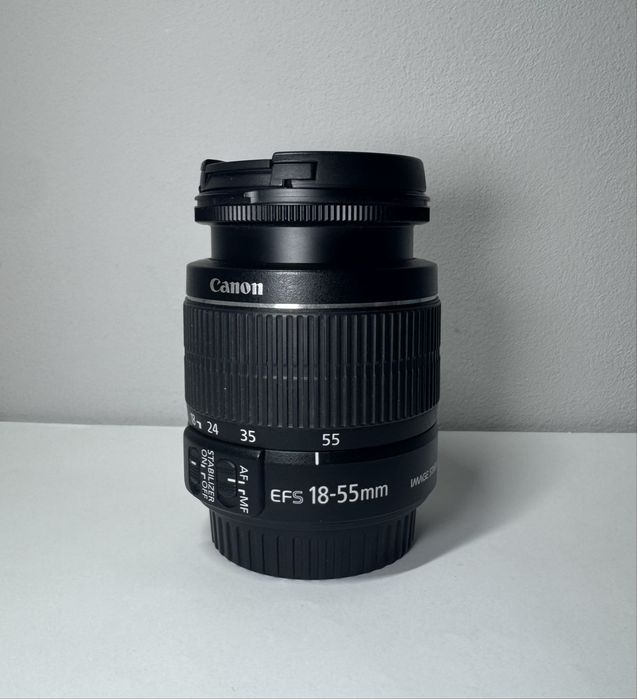 Фотоапарат Canon 2000D