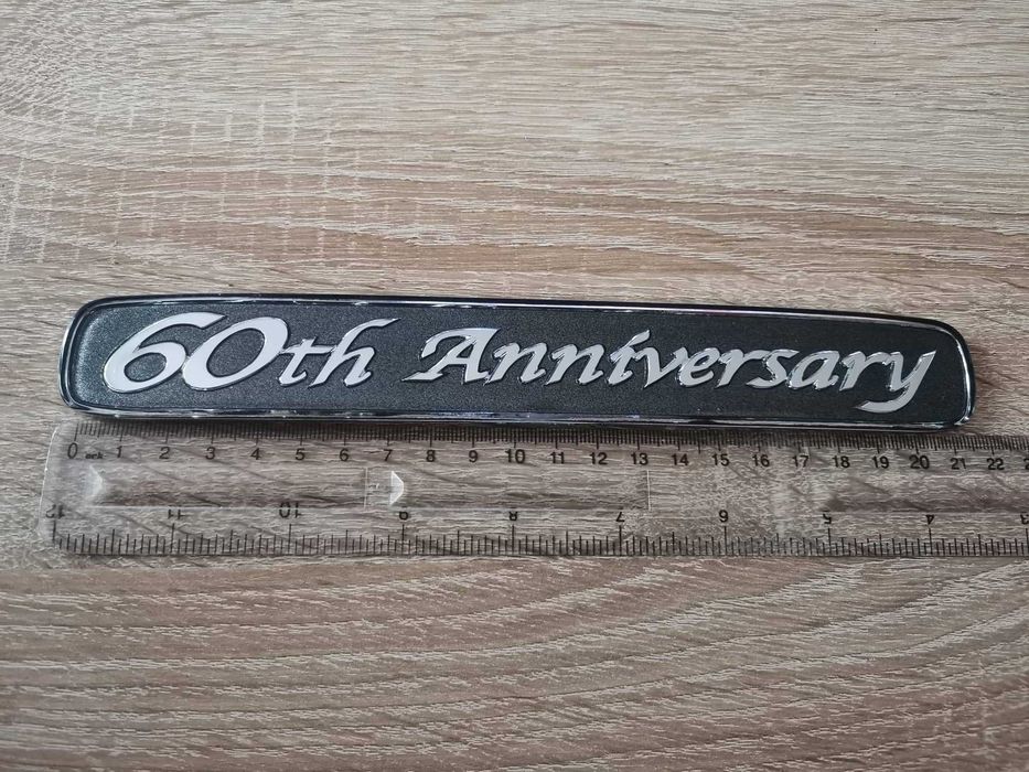Емблема Надпис лого Тойота Toyota Land Cruiser 60th Anniversary