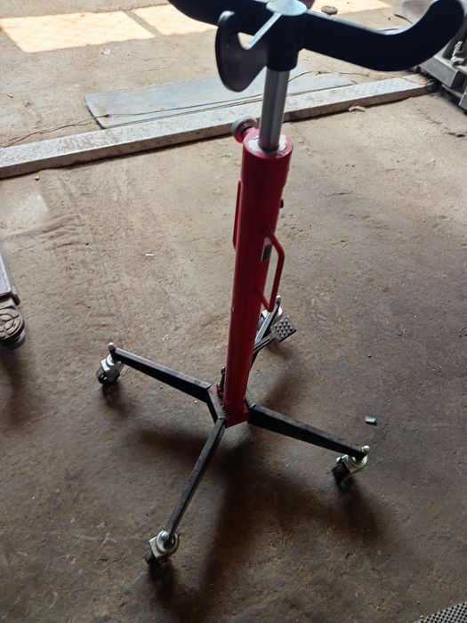 Гидравлическая стойка