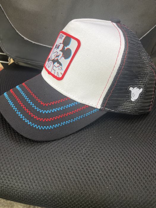 Мрежеста шапка Мики Маус