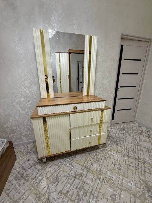 Spalniy mebel 2 kishilik karavat shkaf 2ta tumbichka tryumo + matras