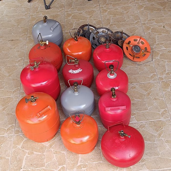Туристически газови бутилки битова газ