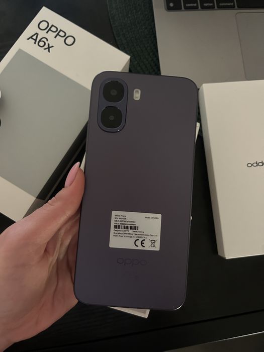 Телефон Oppo A6x