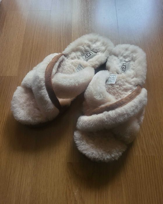 UGG 39 Нови пантофи / чехли