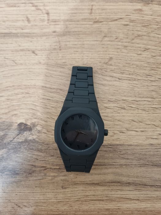 Часы Aura с арабским циферблатом