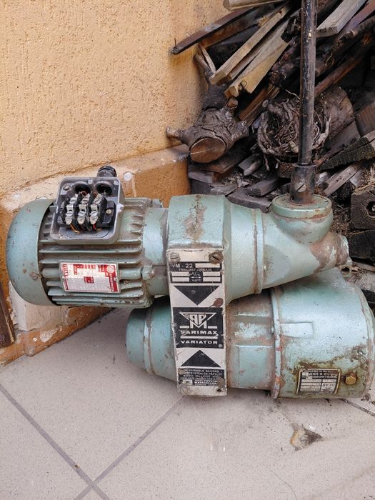 Vand motoare electrice.