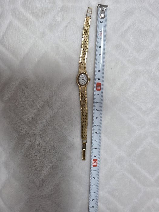 Ceas de mana mecanic  rusesc vezi descriere