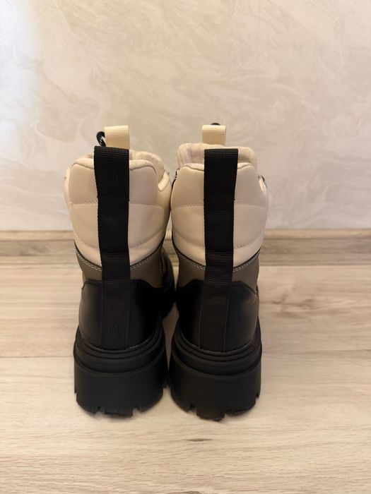 Зимни боти с дебела и плътна подметка