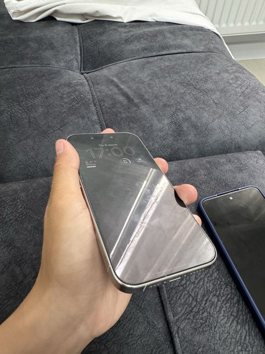 iPhone 15 pro 128gb