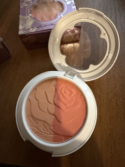 Румяна корейские
