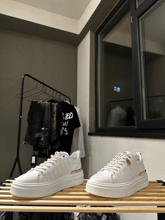 Adidași John Richmond