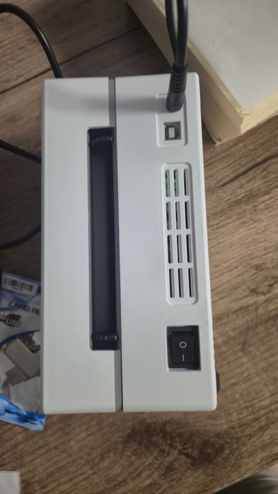 Imprimantă Termică AWB Bluetooth + 600 Etichete GRATIS | Nouă