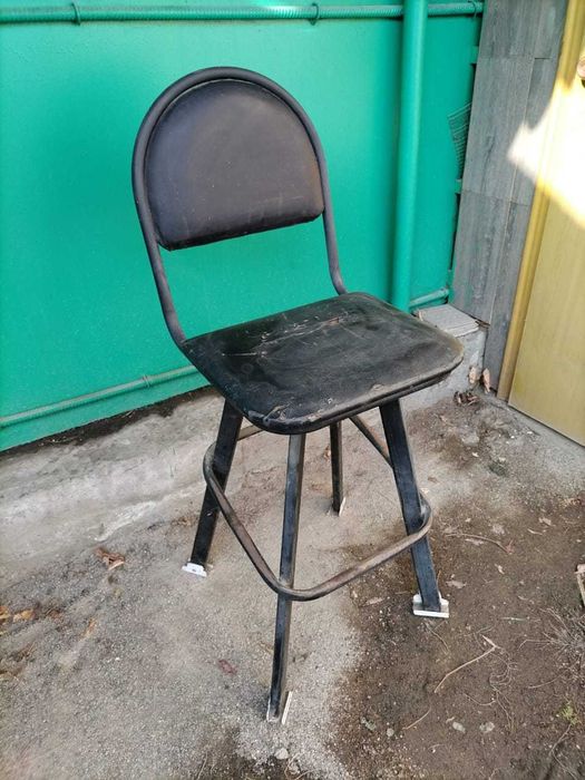 Продам стул барный