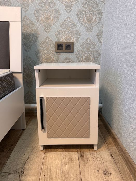 Продам прикроватные тумбы 2шт