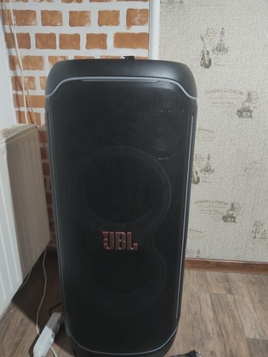 De vânzare boxă jbl 1100w