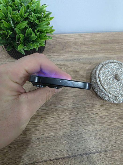 iPhone 16 Pro Max 256GB • Батерия 96% • 284 цикъла • Физическа SIM