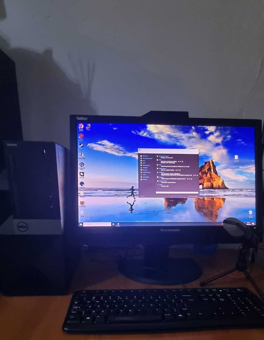 Vand pc cu tot cu monitor