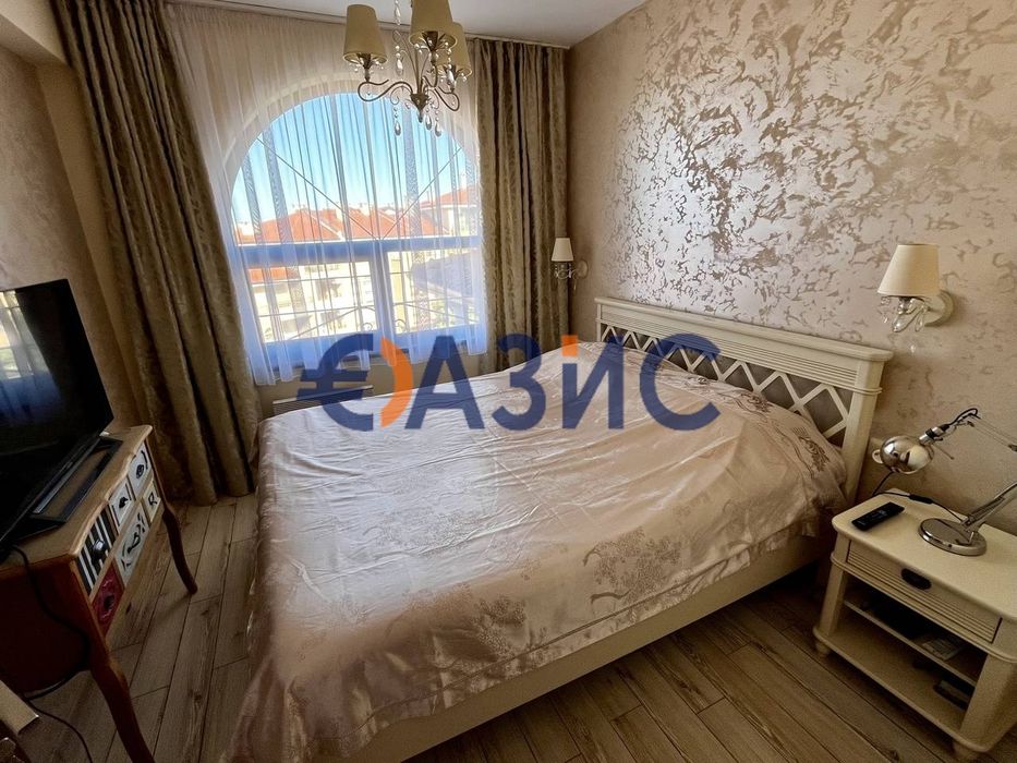 Продава се Четиристаен апартамент в Свети Влас - 110 кв.м за 1367 €/кв.м - Снимка #11