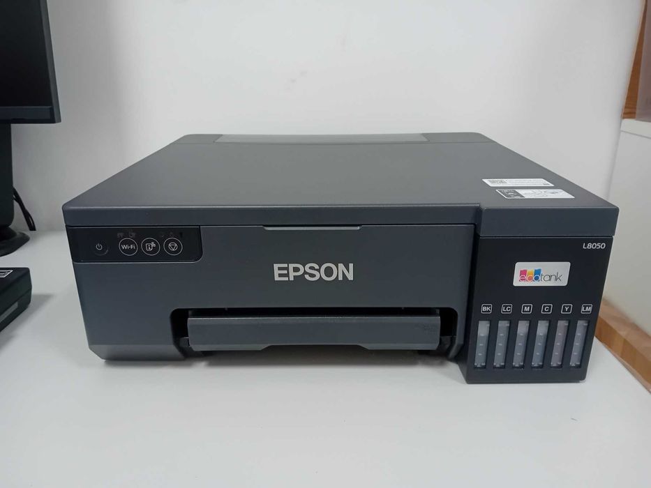 Мастиленоструен принтер EPSON L8050