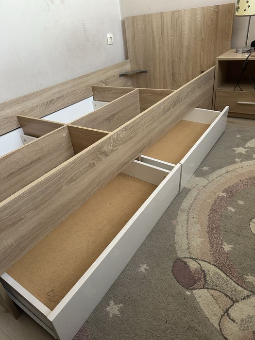 Легло 90/200 см много запазено