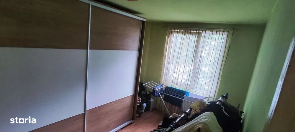 Dambu Pietros - Vanzare apartament 4 camere - Str. Ceahlau