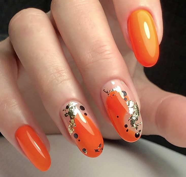 Маникюр,педикюр, наращивание ногтей.  Центр