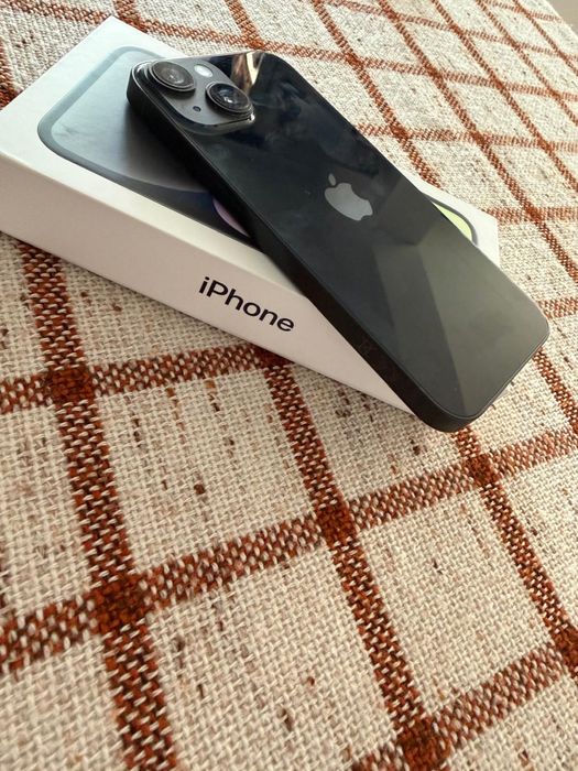 iPhone 14 Midnight Black