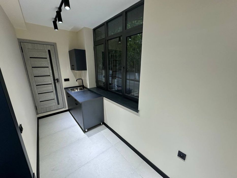 Мирзо-Улугбек | Старт - Продается нежилое помещение вдоль дороги 80м2