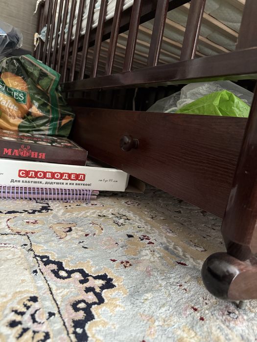 Продам кроватку детскую