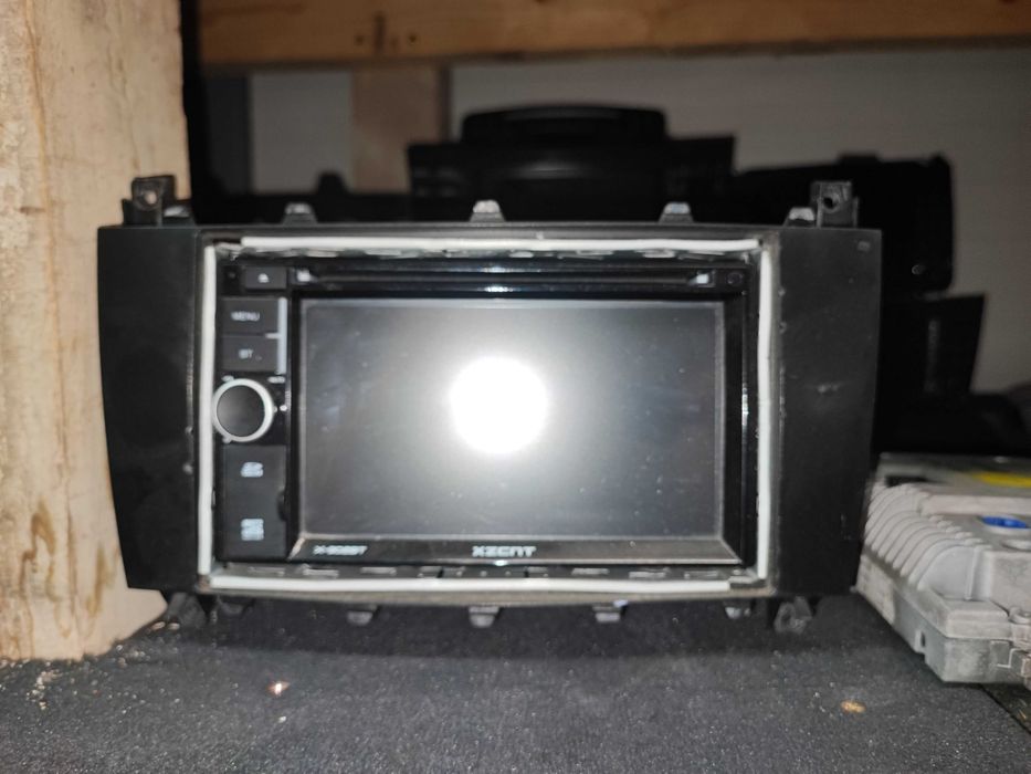 Навигации - радио и CD, ДВД - DVD четец и СД чейнджър от Мерцедес