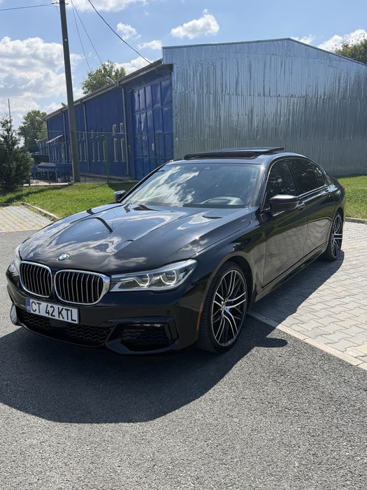 Bmw 750Li 450cp