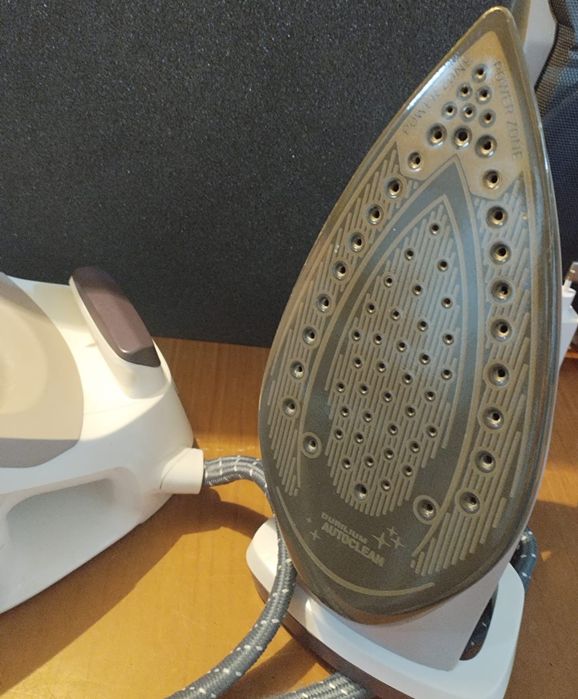 Statie calcat cu boiler Tefal