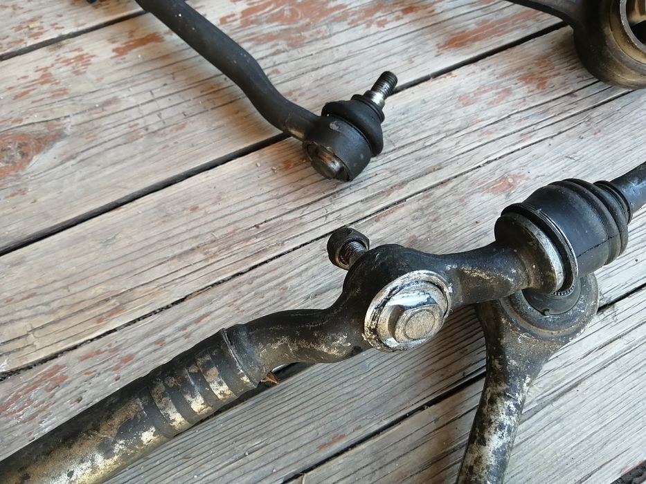 Продам рычаги на Бмв728