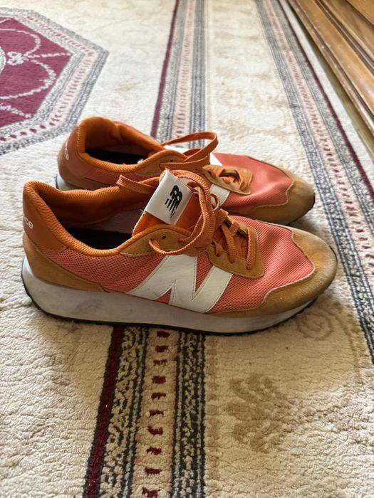 Adidasi New Balance 237 marime 43 portocaliu