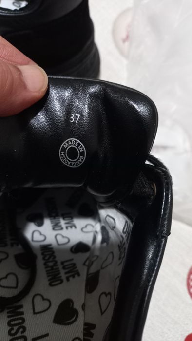 Дамски черни маратонки