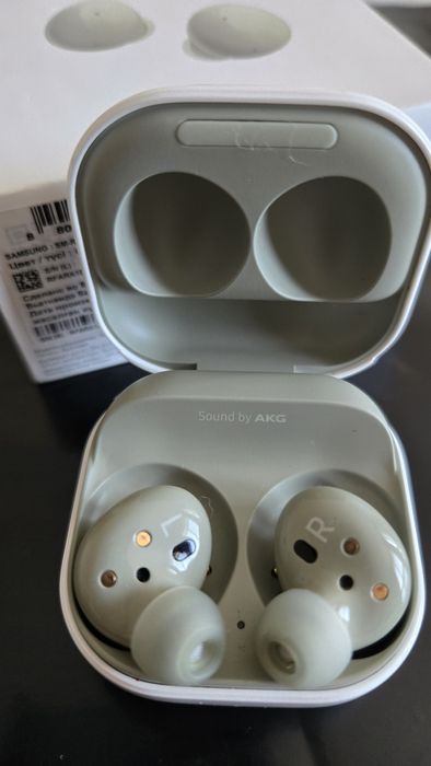 Продам наушники SAMSUNG