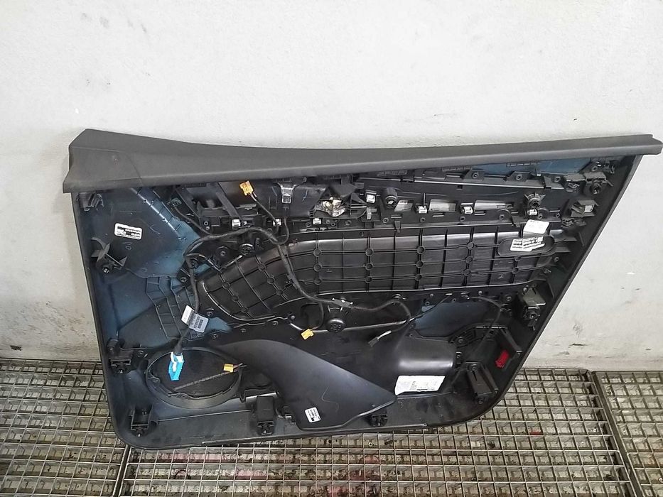 Fata tapiterie usa stanga fata audi q5 fy 80a867133 156127192