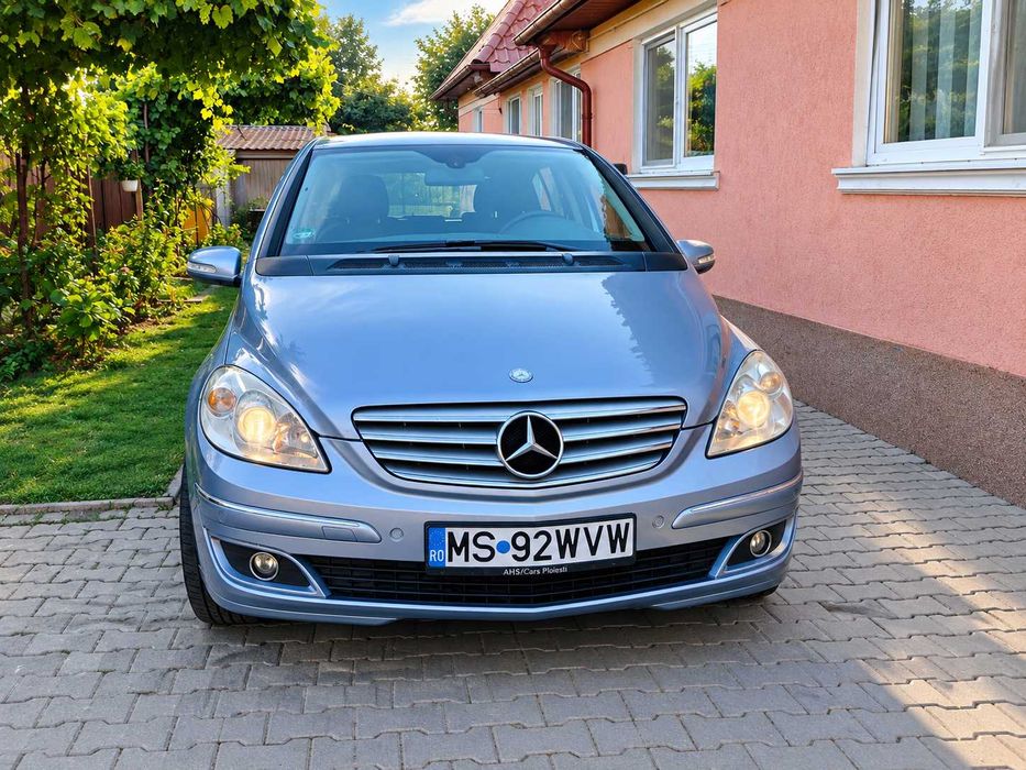 ând Mercedes-Benz Clasa B (W245) - 2.0 Diesel, Automată, An 2008, Ținută în garaj