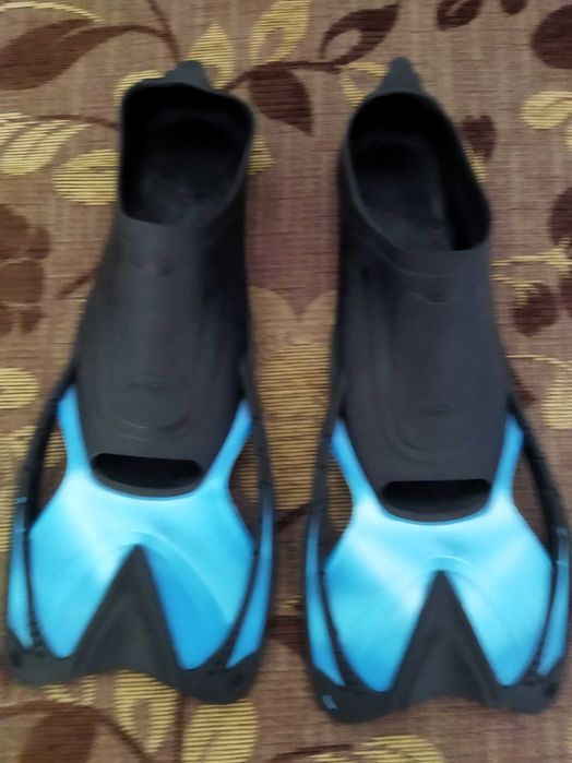 Плавници за плуване