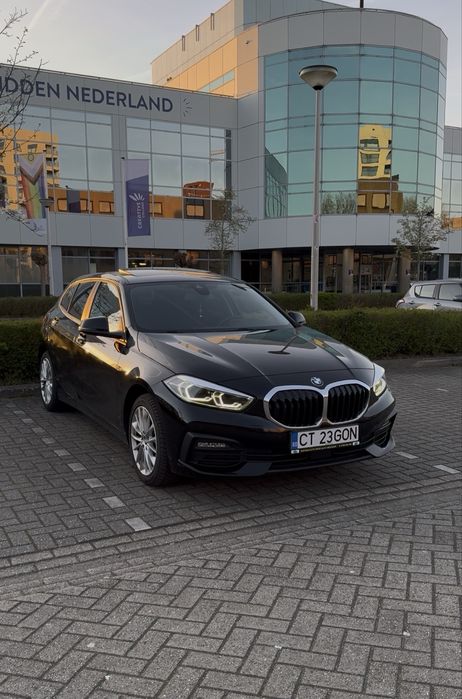 BMW 120d 2022 automata / 190 cp / Faruri Full LED / Trapa / Apple CarPlay / Tva Inclus / Posibilitate de finantare