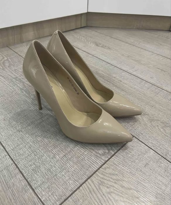 Туфли из лакированной кожи