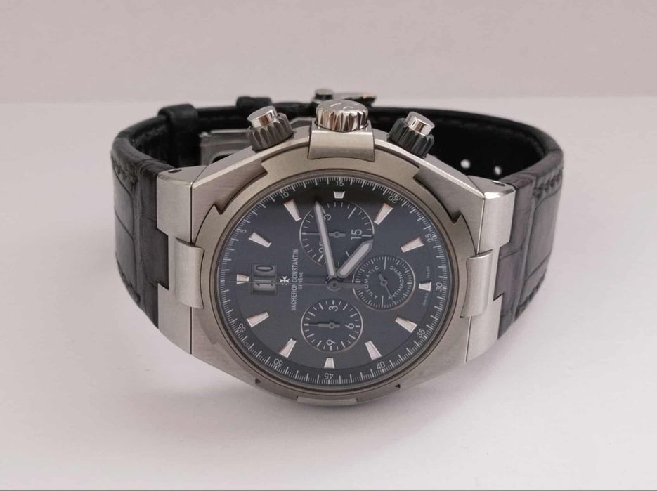 Vacheron Constantin Overseas Chronograph 42mm