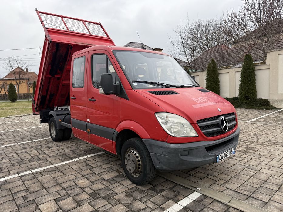 De închiriat Renault Trafic 8+1 locuri , Mercedes Sprinter basculabil