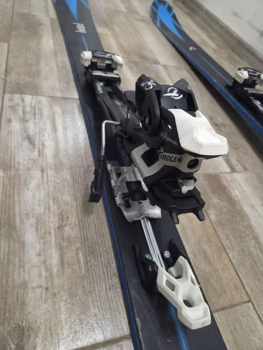 Туринг ски HEAD Collective 105 с Tyrolia автомати и колани към
