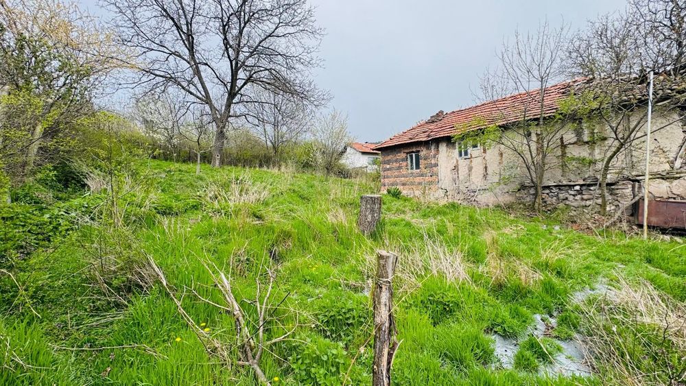 Парцел в Перник-Байкушева махала площ 875 цена 60000